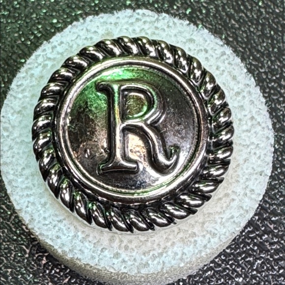 Ginger Snaps Jewelry - Ginger Snaps 20mm “R” Rope Border